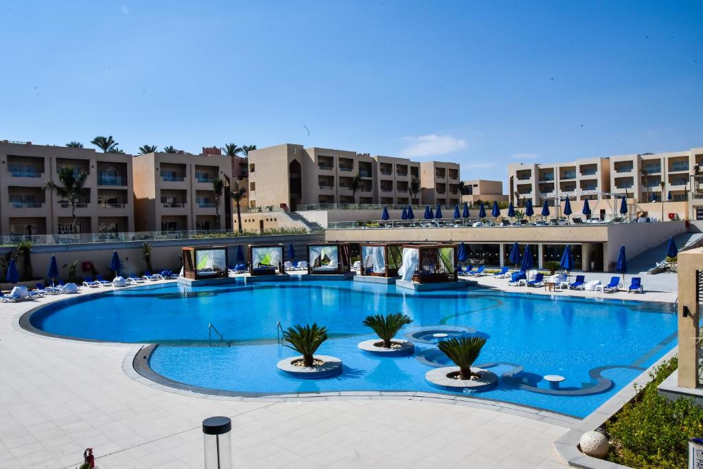 Cleopatra Luxury Resort